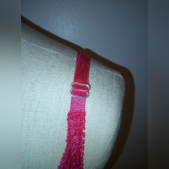 🩲Nwot black fuchsia by secret lace LLC red lace push-up padded bra 36B - Picture 7 of 15